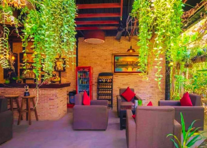 Angkor Land House Hotel 4*